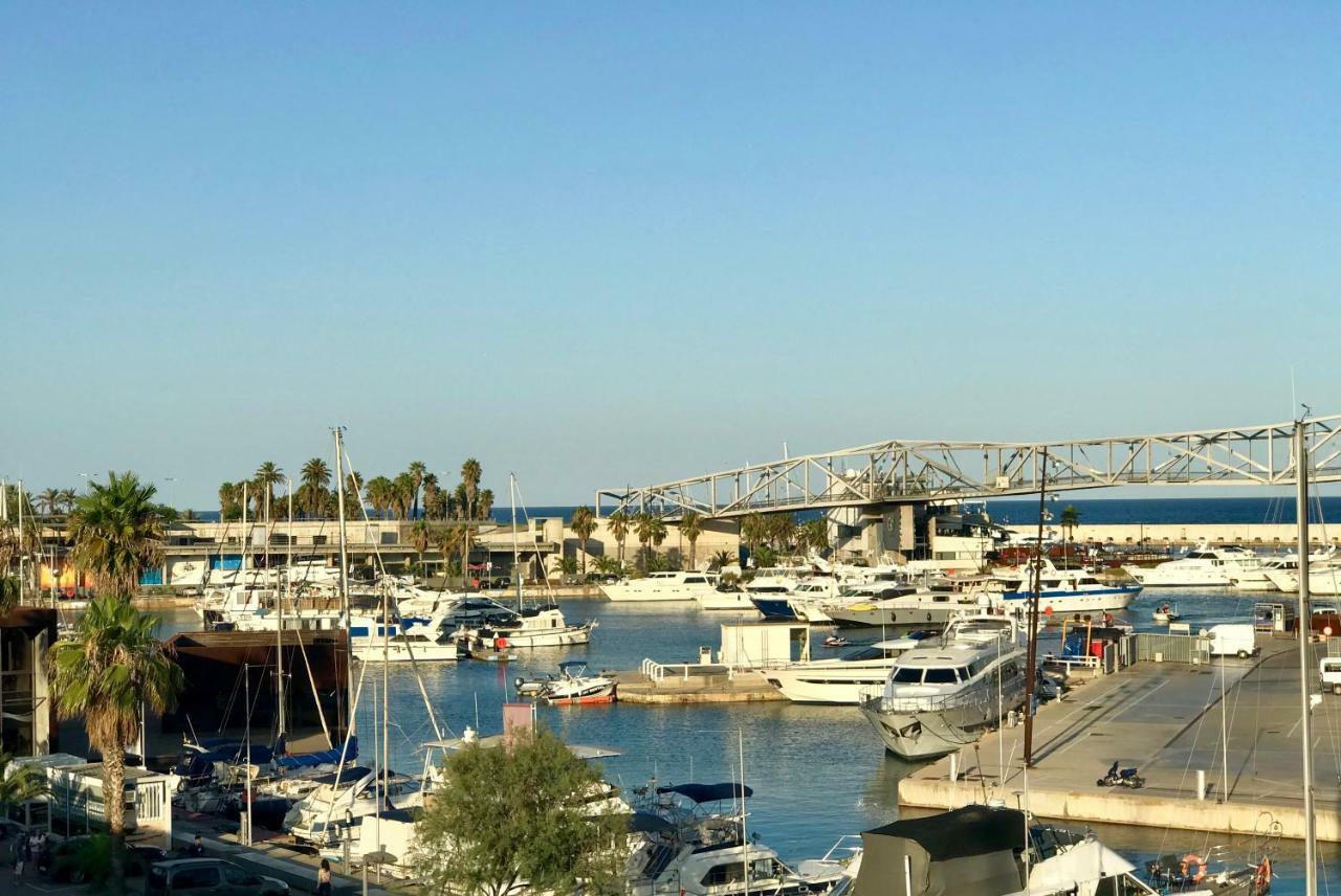 Yacht Experience Barcelona Hotel Sant Adrià de Besòs Eksteriør billede
