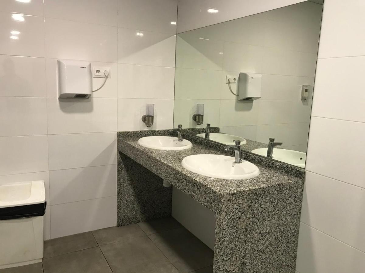 Yacht Experience Barcelona Hotel Sant Adrià de Besòs Eksteriør billede